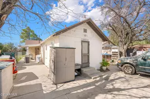 24816 Aden Ave, Newhall, CA 91321 - Photo 25