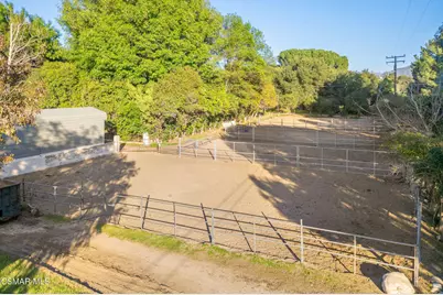 24816 Aden Avenue, Newhall, CA 91321 - Photo 9