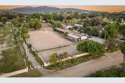 24816 Aden Avenue, Newhall, CA 91321 - Photo 13