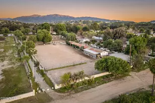 24816 Aden Ave, Newhall, CA 91321 - Photo 13