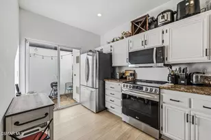 513 Water Oak Ln, Oak Park, CA 91377 - Photo 3