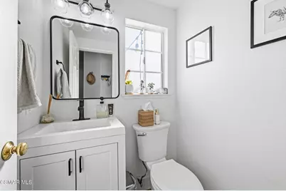 513 Water Oak Lane #B, Oak Park, CA 91377 - Photo 11