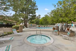 513 Water Oak Ln, Oak Park, CA 91377 - Photo 19