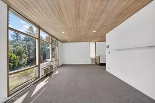 10441 Oletha Ln, Los Angeles, CA 90077 - Photo 37