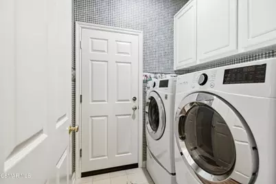 3642 Lang Ranch Parkway, Thousand Oaks, CA 91362 - Photo 21