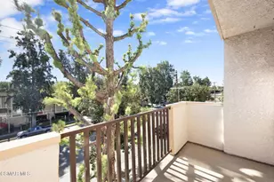 12955 Riverside Dr, Sherman Oaks, CA 91423 - Photo 17