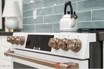 5473 Spanish Oak Lane #G, Oak Park, CA 91377 - Photo 5