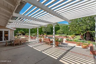 4011 Cresthaven Dr, Westlake Village, CA 91362 - Photo 29