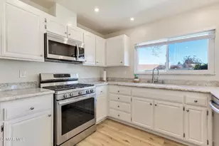 2229 Crespi Ln, Westlake Village, CA 91361 - Photo 9