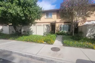 12301 3 Runnymede Street, North Hollywood, CA 91605 - Photo 3