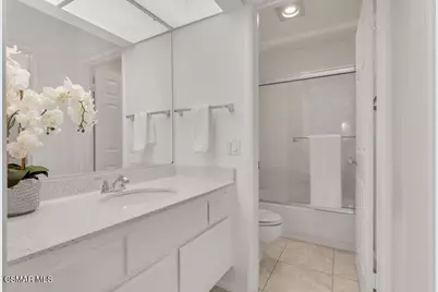 640 Indian Oak Lane #106, Oak Park, CA 91377 - Photo 27