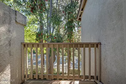 640 Indian Oak Lane #106, Oak Park, CA 91377 - Photo 35