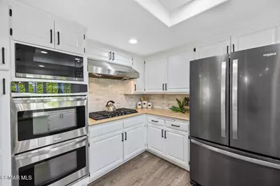 1660 Wellington Place, Westlake Village, CA 91361 - Photo 11