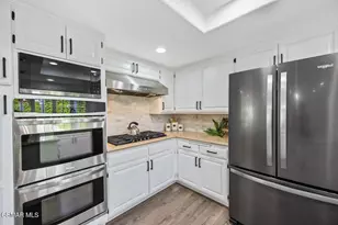 1660 Wellington Pl, Westlake Village, CA 91361 - Photo 11