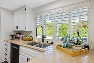 1660 Wellington Place, Westlake Village, CA 91361 - Photo 13