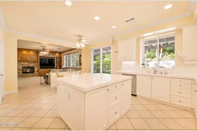 3286 Indian Creek Place, Simi Valley, CA 93063 - Photo 27