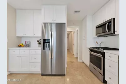 2167 Wimbledon Circle, Westlake Village, CA 91361 - Photo 17