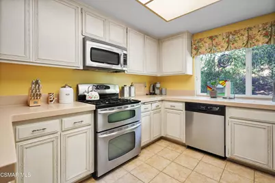 133 Charro Avenue, Newbury Park, CA 91320 - Photo 9