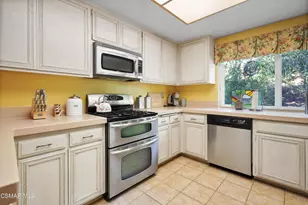 133 Charro Ave, Newbury Park, CA 91320 - Photo 9