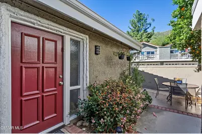 129 Conifer Circle, Oak Park, CA 91377 - Photo 3