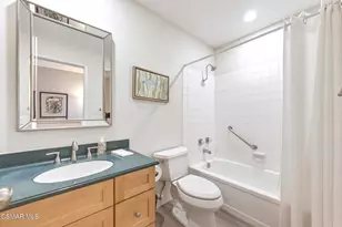 129 Conifer Cir, Oak Park, CA 91377 - Photo 37