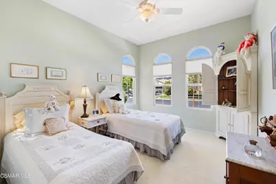 3138 Heavenly Ridge Street, Thousand Oaks, CA 91362 - Photo 33