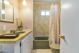 195 Tierra Rejada Road, Simi Valley, CA 93065 - Photo 25