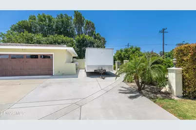 582 El Lado Drive, Simi Valley, CA 93065 - Photo 9