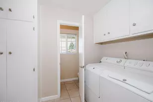 582 El Lado Dr, Simi Valley, CA 93065 - Photo 17