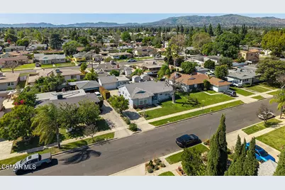 10125 Gloria Avenue, North Hills, CA 91343 - Photo 33