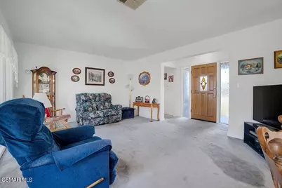 10125 Gloria Avenue, North Hills, CA 91343 - Photo 17