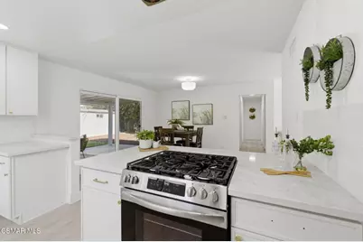 2627 Daunet Avenue, Simi Valley, CA 93065 - Photo 17