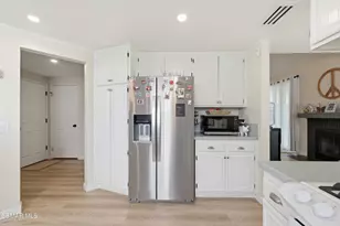 2746 Lemon Dr, Simi Valley, CA 93063 - Photo 9