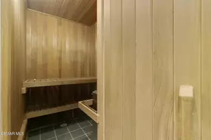 898 Woodlawn Dr, Thousand Oaks, CA 91360 - Photo 31