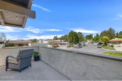 898 Woodlawn Drive, Thousand Oaks, CA 91360 - Photo 11