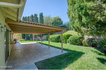 1833 Hendrix Avenue, Thousand Oaks, CA 91360 - Photo 11