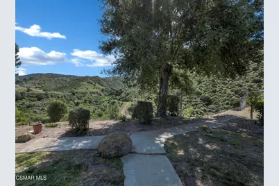 1590 Meander Drive, Simi Valley, CA 93065 - Photo 47