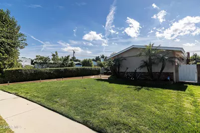 22312 Mobile Street, Woodland Hills, CA 91303 - Photo 19