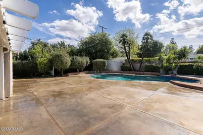 22312 Mobile Street, Woodland Hills, CA 91303 - Photo 7