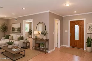 22312 Mobile St, Woodland Hills, CA 91303 - Photo 9