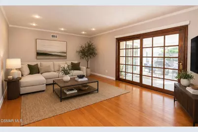 22312 Mobile Street, Woodland Hills, CA 91303 - Photo 11