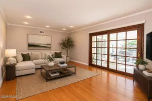 22312 Mobile St, Woodland Hills, CA 91303 - Photo 11