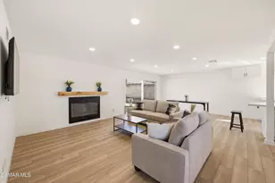 952 Moffatt Cir, Simi Valley, CA 93065 - Photo 11