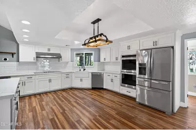 14824 Sunrise Hill Road, Riverside, CA 92508 - Photo 9