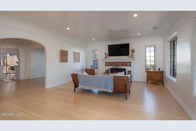 975 Loma Vista Place, Santa Paula, CA 93060 - Photo 9