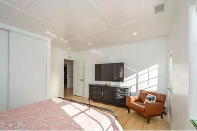 975 Loma Vista Place, Santa Paula, CA 93060 - Photo 35