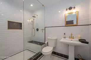 975 Loma Vista Pl, Santa Paula, CA 93060 - Photo 23