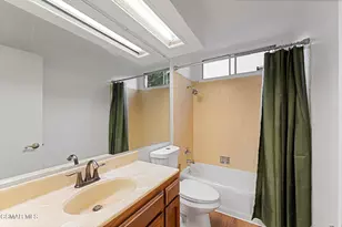 7031 Rivol Rd, West Hills, CA 91307 - Photo 31