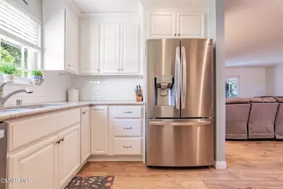 2206 Rosemary Street, Simi Valley, CA 93065 - Photo 3