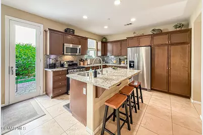 2968 Royal Avenue, Simi Valley, CA 93065 - Photo 11